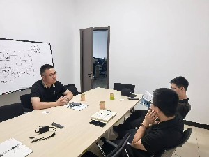 共话智造新未来 |汉科团队赴领克汽车深度流，共谋聚氨酯技术于汽车生产线创新应用